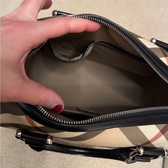 💯 Authentic Burberry nova check bowling bag - Picture 3 of 8